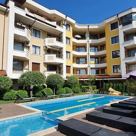 Vp Emilia Romana アパート ラヴダ