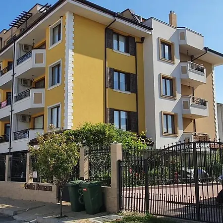 Vp Emilia Romana アパート