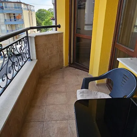 アパート Vp Emilia Romana ラヴダ